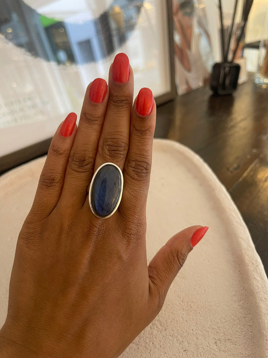 Labradorit Ring - Dein Stein für Intuition & Transformation